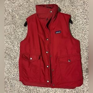 NWOT Patagonia Red Puffer Reversible Vest Women’s Small